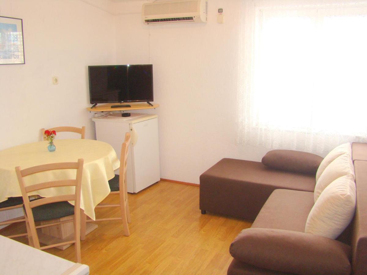 Apartments Ruza Vodice Eksteriør bilde