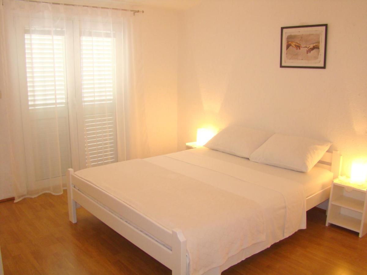 Apartments Ruza Vodice Eksteriør bilde
