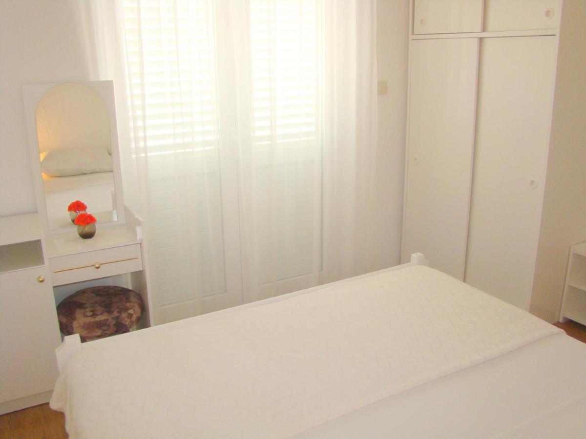 Apartments Ruza Vodice Rom bilde