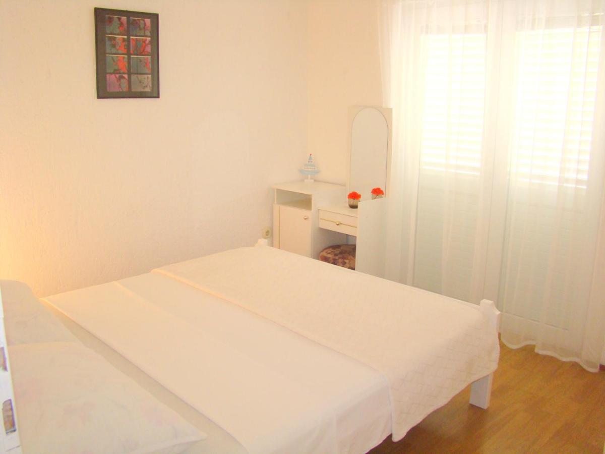 Apartments Ruza Vodice Eksteriør bilde