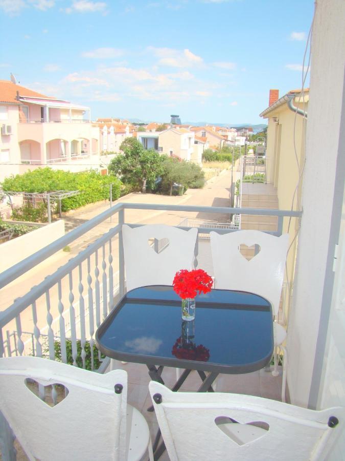Apartments Ruza Vodice Eksteriør bilde