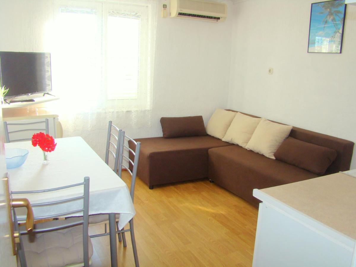 Apartments Ruza Vodice Eksteriør bilde